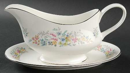 Aspen Gravy Boat & Underplate