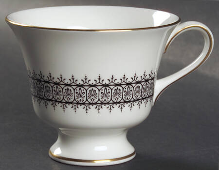 Astor Black On White (Newer) Footed Cup