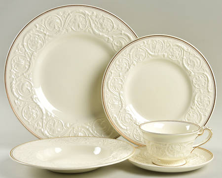 Athenian Gold 5 Piece Place Setting