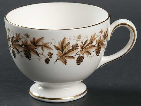 Autumn Vine (Gold Trim) Flat Cup