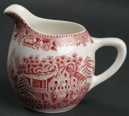 Avon Cottage Pink (Smooth) Creamer