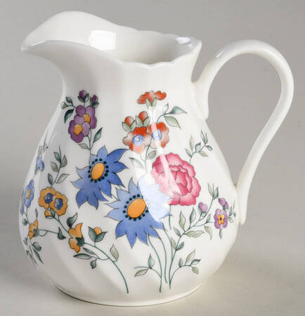Avebury Creamer