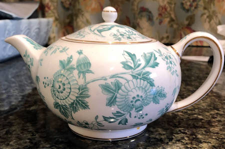 Avon Green Teapot & Lid