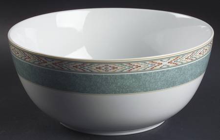 Aztec 9" Salad Serving Bowl