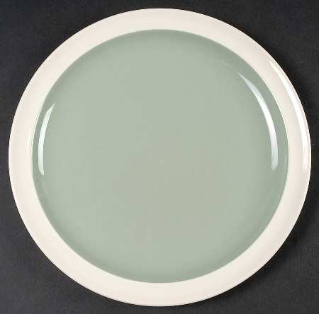 Barlaston Green Luncheon Plate