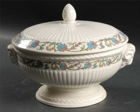 Banbury Round Covered Vegetable
