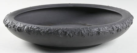 Basalt Black 12" Gardenia Bowl