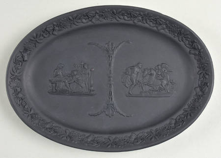 Basalt Black 9" Oval Tray