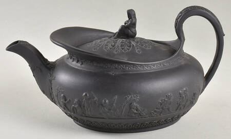 Basalt Black Mini Teapot & Lid