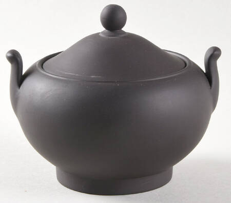 Basalt Black 146 Shape Sugar Bowl & Lid