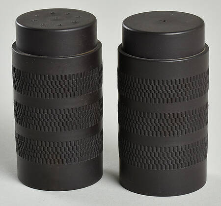 Basalt Black Salt & Pepper Set
