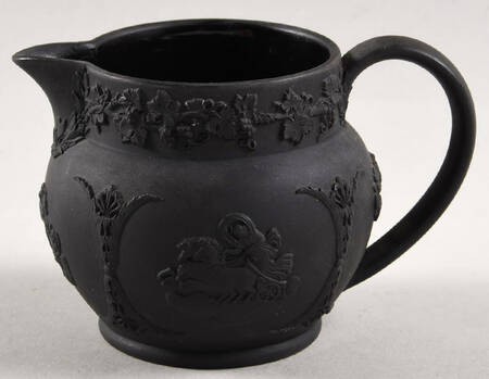 Basalt Black Mini Creamer