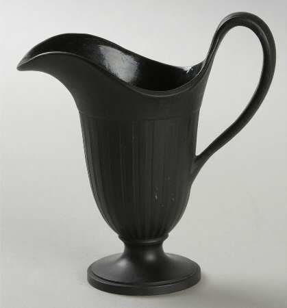 Basalt Black 2 Oz Footed Jug
