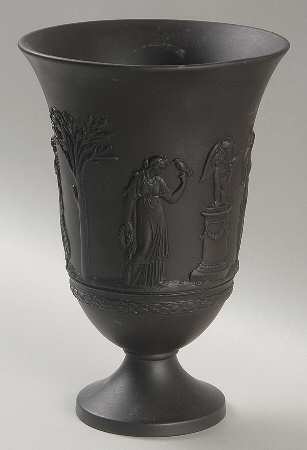 Basalt Black Arcadian Vase
