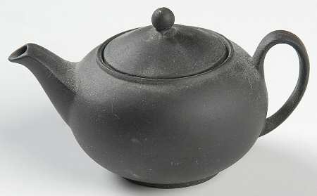 Basalt Black Miniature Teapot & Lid