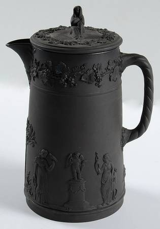 Basalt Black Hot Water Jug & Lid