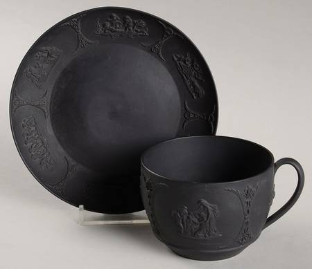 Basalt Black Flat Cup & Saucer Set
