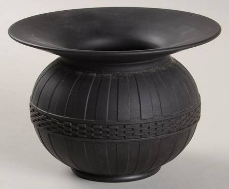 Basalt Black Spittoon