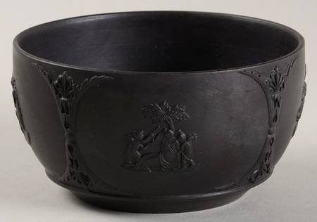 Basalt Black Bute Bowl