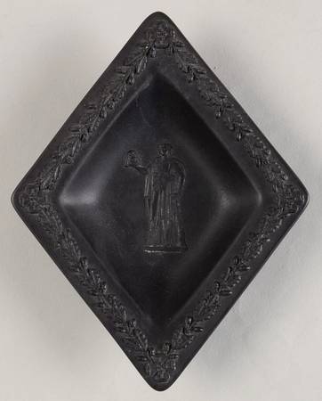 Basalt Black Small Diamond Shape Ashtray