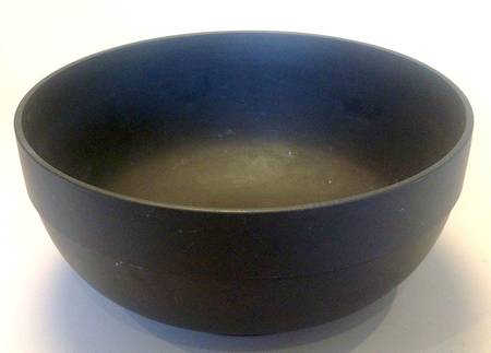 Basalt Black 7" Round Vegetable Bowl