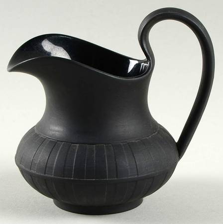 Basalt Black Mini Creamer