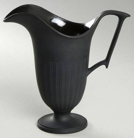 Basalt Black 8 Oz Jug