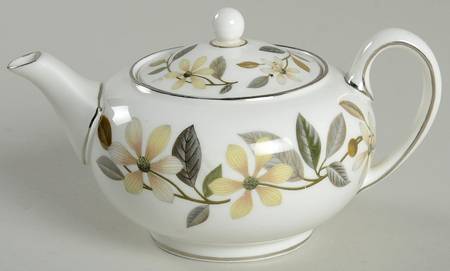 Beaconsfield Mini Teapot & Lid