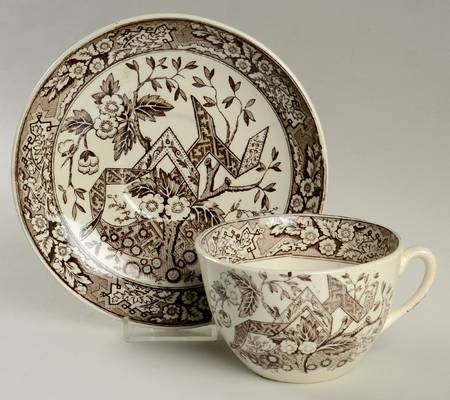 Beatrice Brown Oversized Cup & Saucer Set
