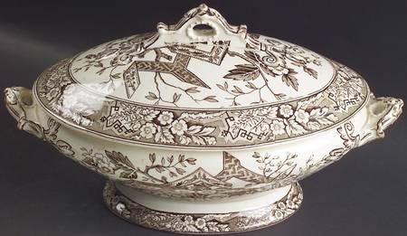 Beatrice Brown Oval Covered Vegetable