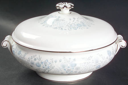 Belle Fleur Round Covered Vegetable