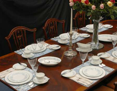 Belle Fleur 43 Piece Estate Set
