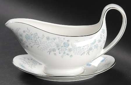 Belle Fleur Gravy Boat & Underplate