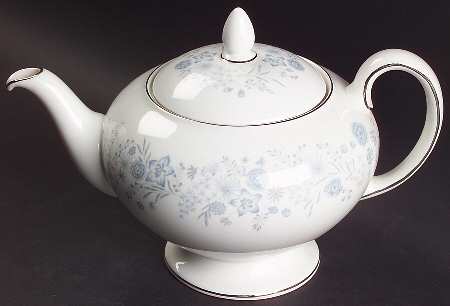 Belle Fleur Teapot & Lid