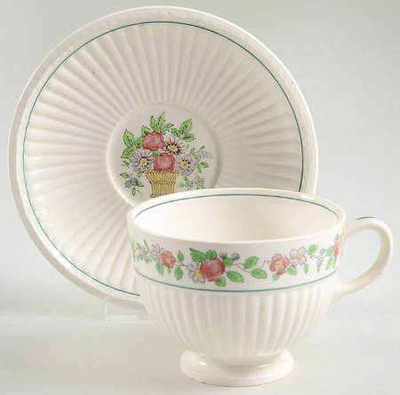 Belmar Footed Cup & Saucer Set