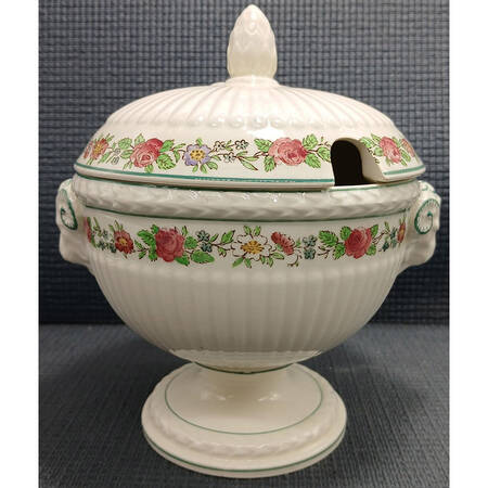 Belmar Sauce Boat & Lid