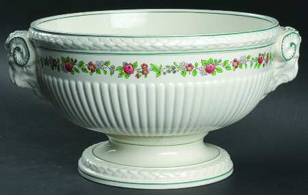 Belmar Large Footed Salad Serving Bowl