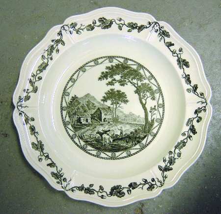 Bewick Black Dinner Plate