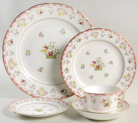 Bianca (Williamsburg Mark) 40 Piece Estate Set
