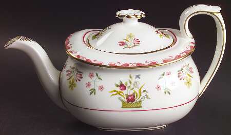 Bianca (Williamsburg Mark) Teapot & Lid