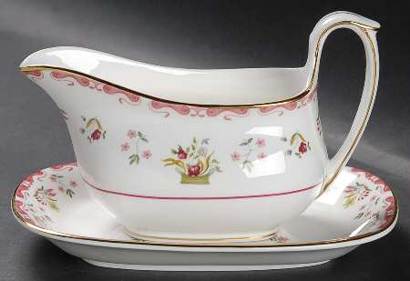 Bianca (Williamsburg Mark) Gravy Boat & Underplate/Relish