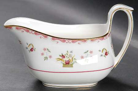 Bianca (Williamsburg Mark) Gravy Boat