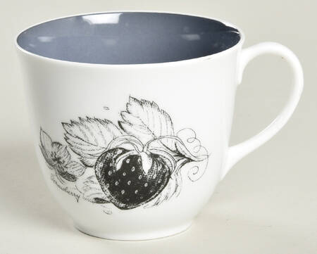 Black Fruit Flat Cup
