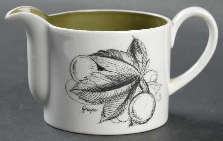 Black Fruit Creamer