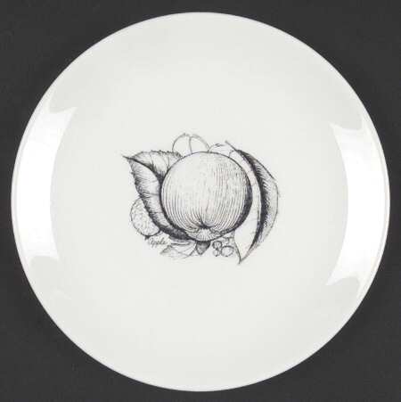 Black Fruit Dinner Plate