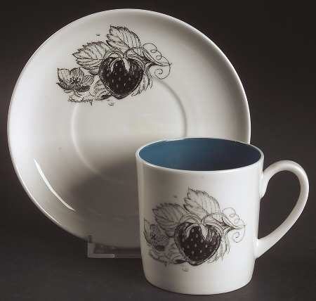 Black Fruit Flat Cup & Saucer Set