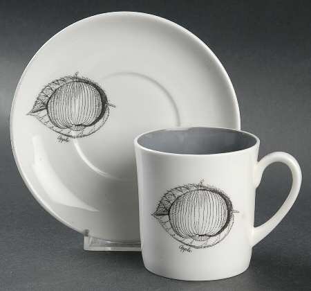 Black Fruit Flat Cup & Saucer Set
