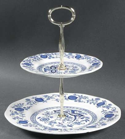 Blue Onion 2 Tiered Serving Tray (Dinner & Dessert Plates)
