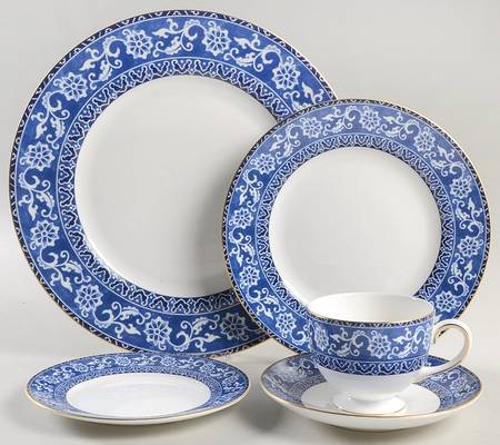 Bokhara (Newer, 1996) 5 Piece Place Setting by Wedgwood