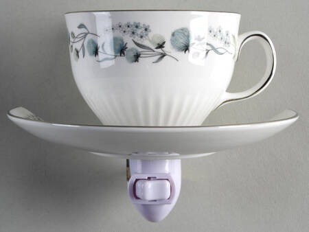 Boleyn 4 3/8"-4 5/8" Night Light/Cup & Saucer HC